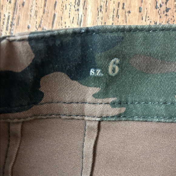 White House Black Market Camo High-Rise Slim Jeans - Picture 4 of 13